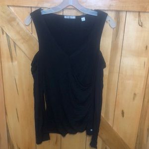 3/$15 Abercrombie & Fitch off the shoulder blouse small
